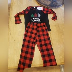 Brand new kids christmas pajama set size 4-5